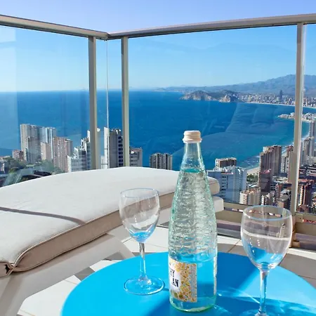 High Rise - Sea Views - Torre Lugano