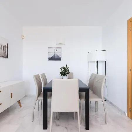 High Rise - Sea Views - Torre Lugano *