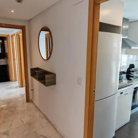 High Rise - Sea Views - Torre Lugano *