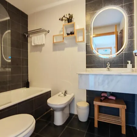 High Rise - Sea Views - Torre Lugano Appartement *