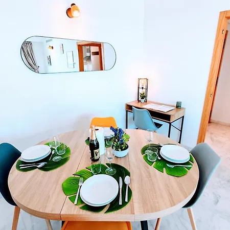 High Rise - Sea Views - Torre Lugano