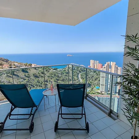 High Rise - Sea Views - Torre Lugano