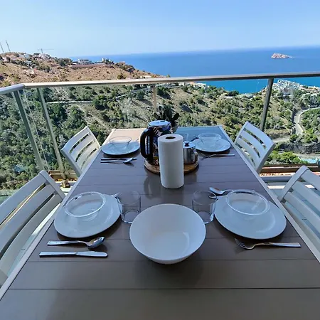 Appartement High Rise - Sea Views - Torre Lugano