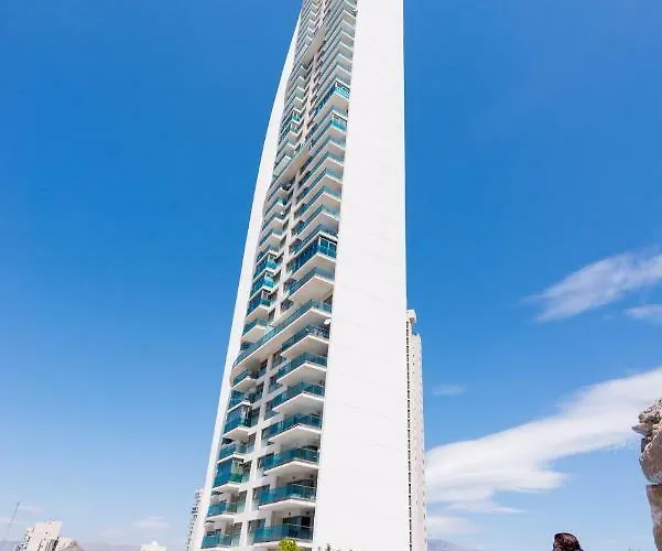 High Rise - Sea Views - Torre Lugano